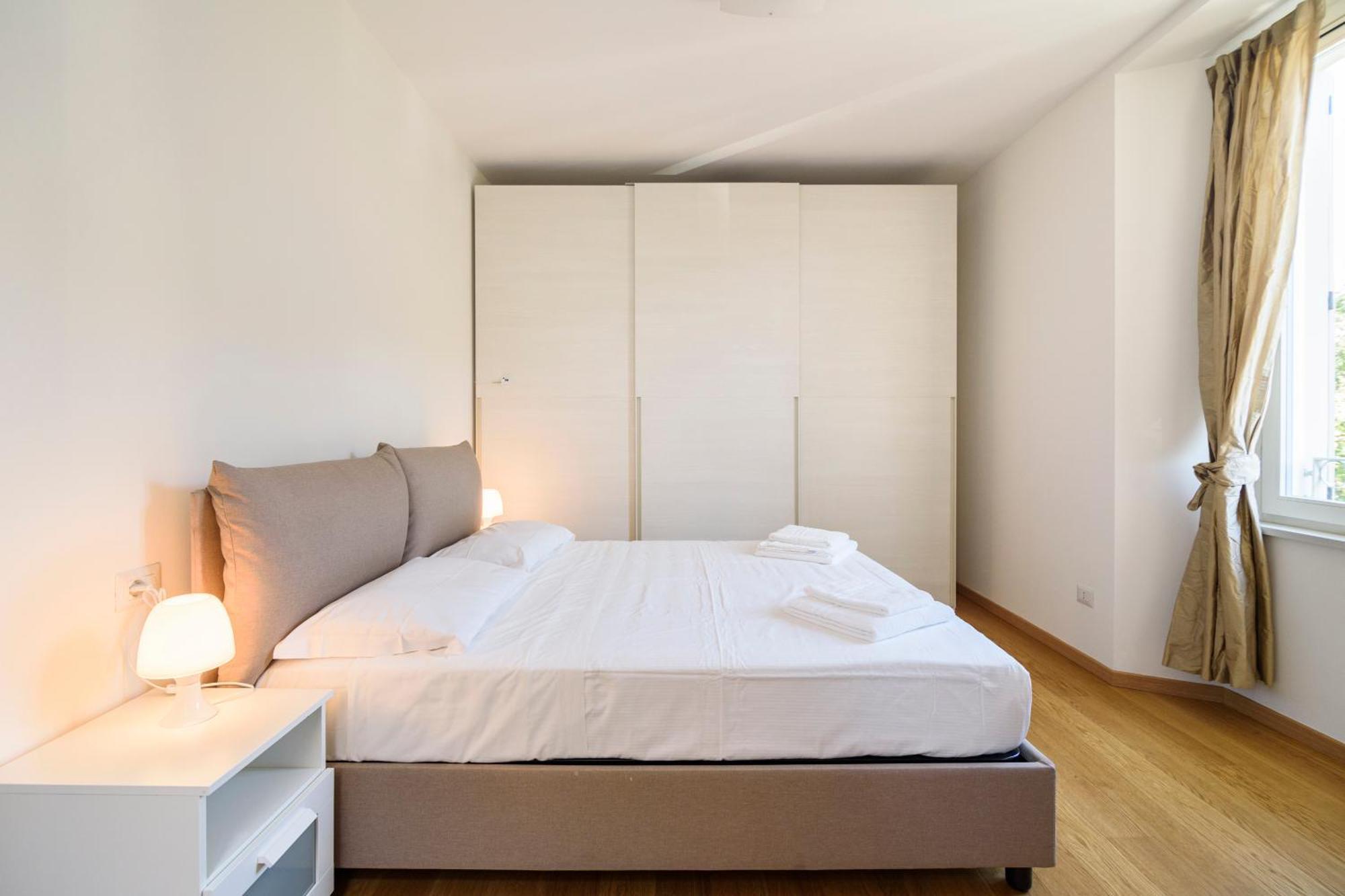 Historical Center - Free Parking And Private Terrace Como Exterior foto
